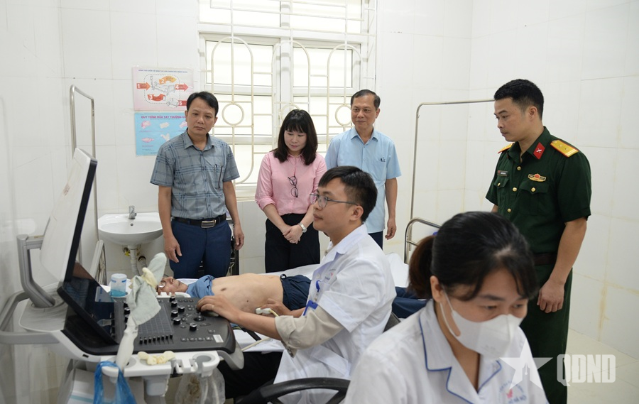 Trọn nghĩa vẹn tình với người có công